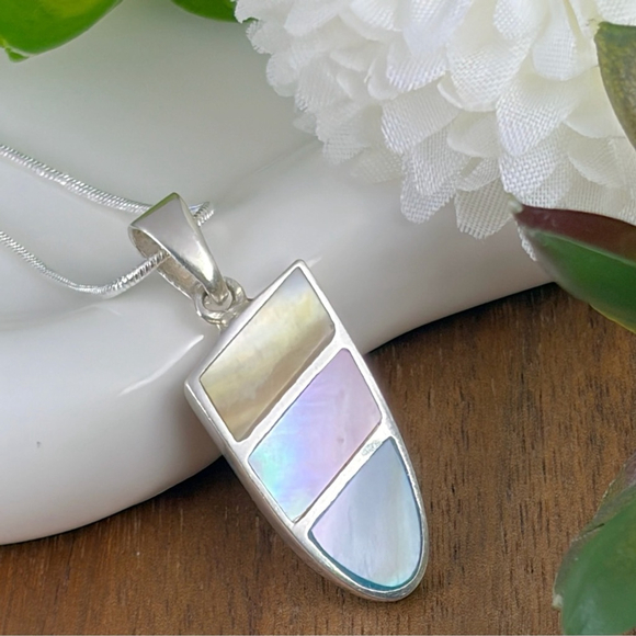 Estate Jewelry - Vintage Sterling Silver 925 Mother of Pearl Pendant Retro Southwest Inlay Style